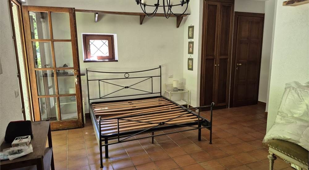 Photo 27
